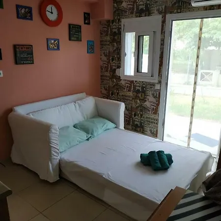 Sweet & Cosy In Polichrono Apartment *